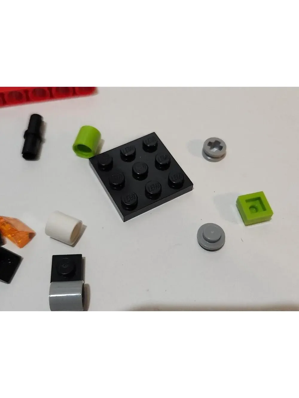 Lego 42138 Ford Mustang Shelby GT500 Extra Bricks Pieces